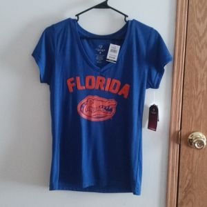 Fl gator v neck